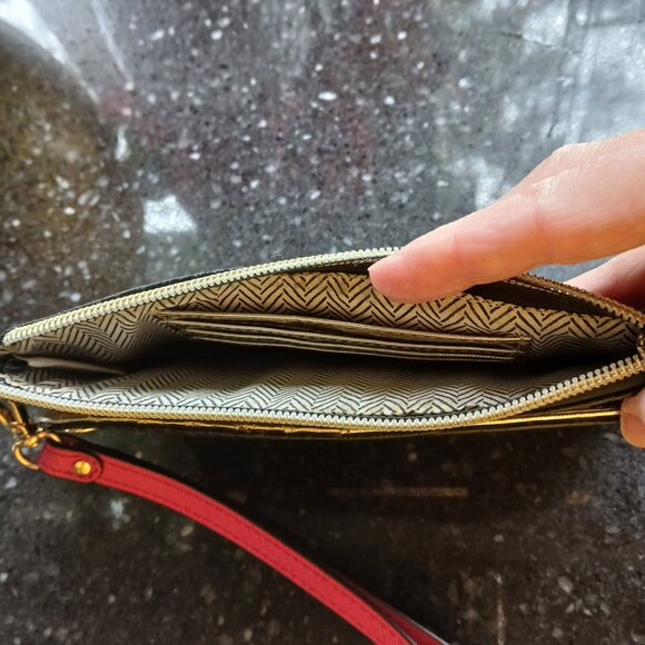 Steve Madden Wristlet Wallet - Picture 4 of 6